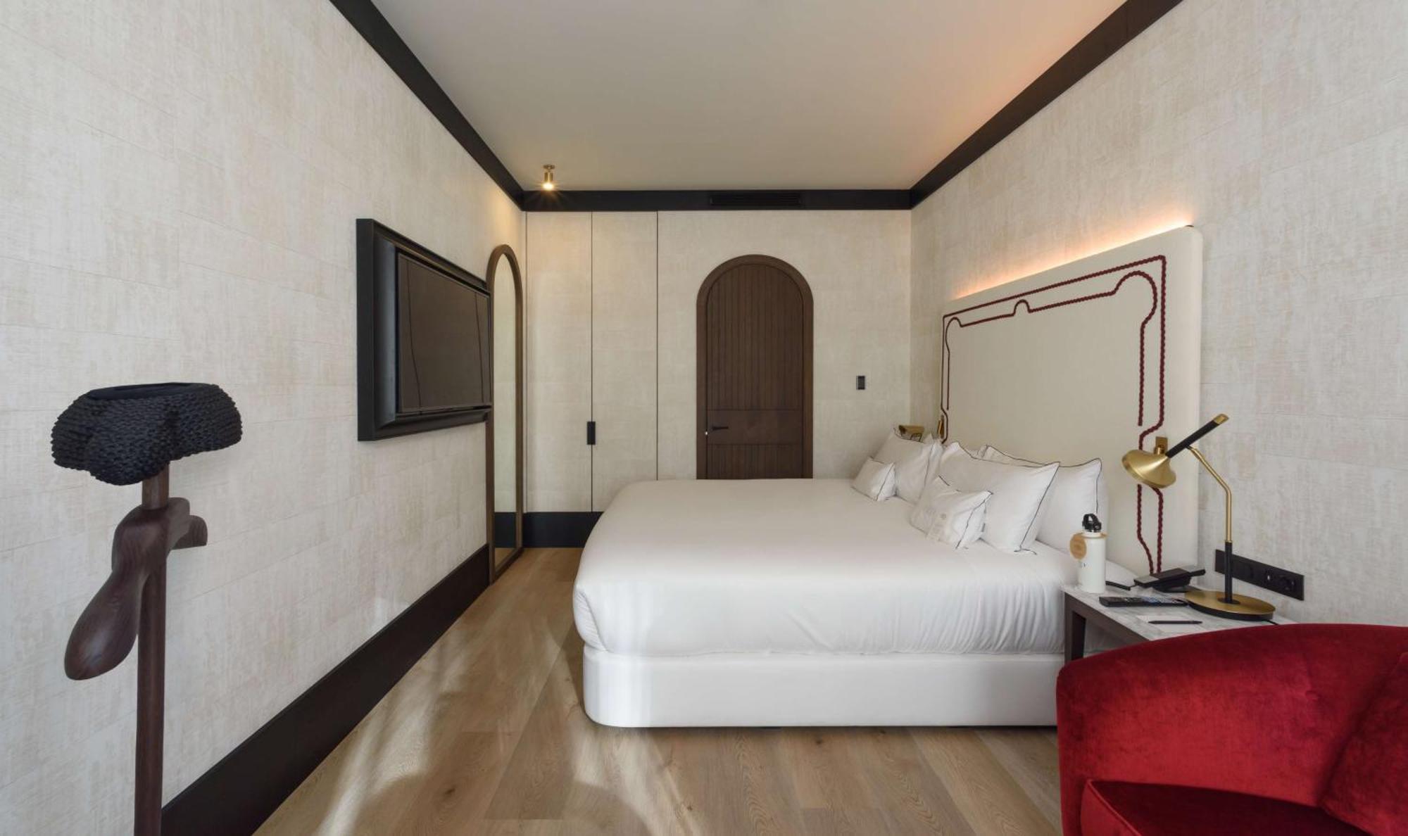 Hotel Montera Madrid, Curio Collection By Hilton ภายนอก รูปภาพ
