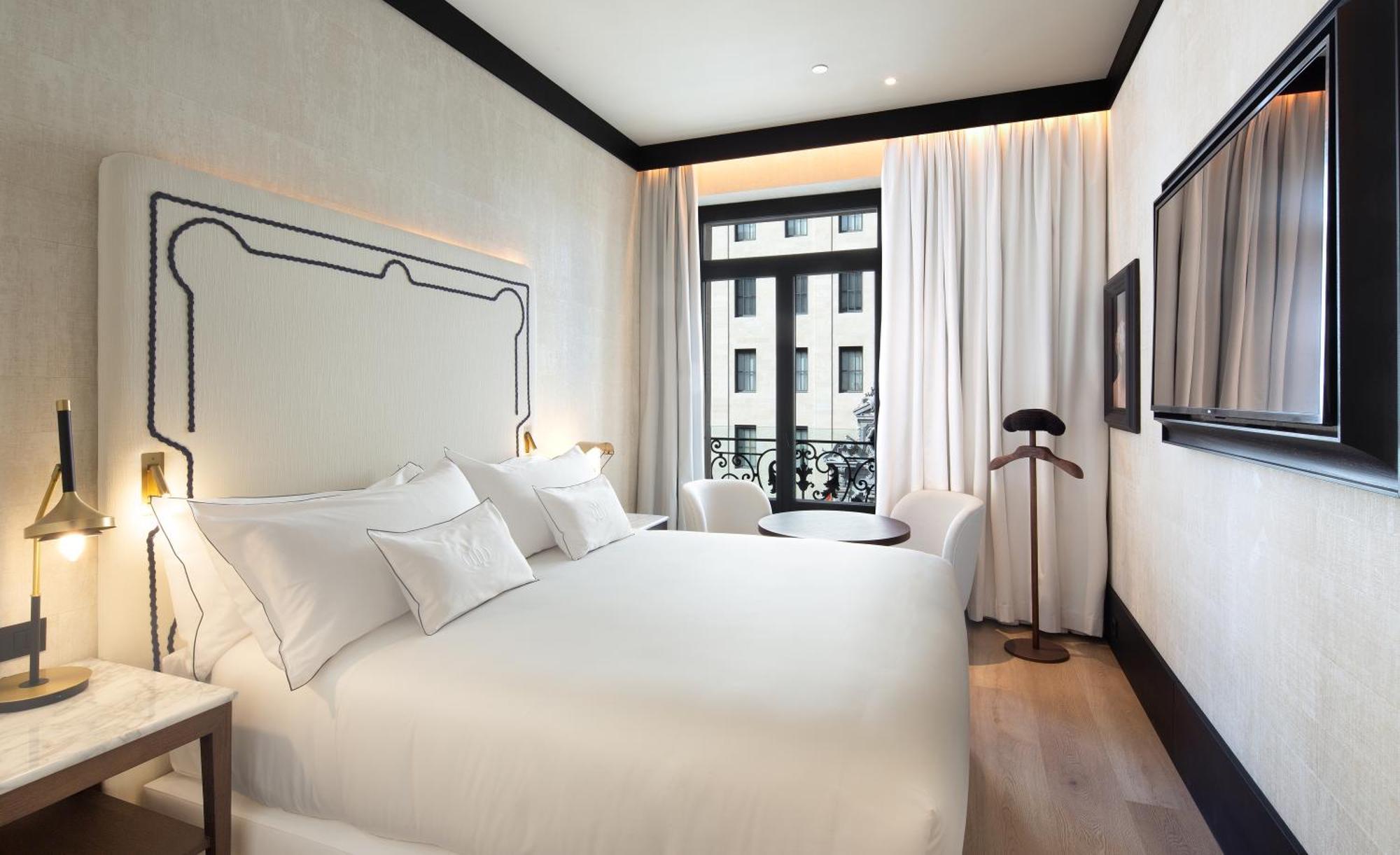 Hotel Montera Madrid, Curio Collection By Hilton ภายนอก รูปภาพ