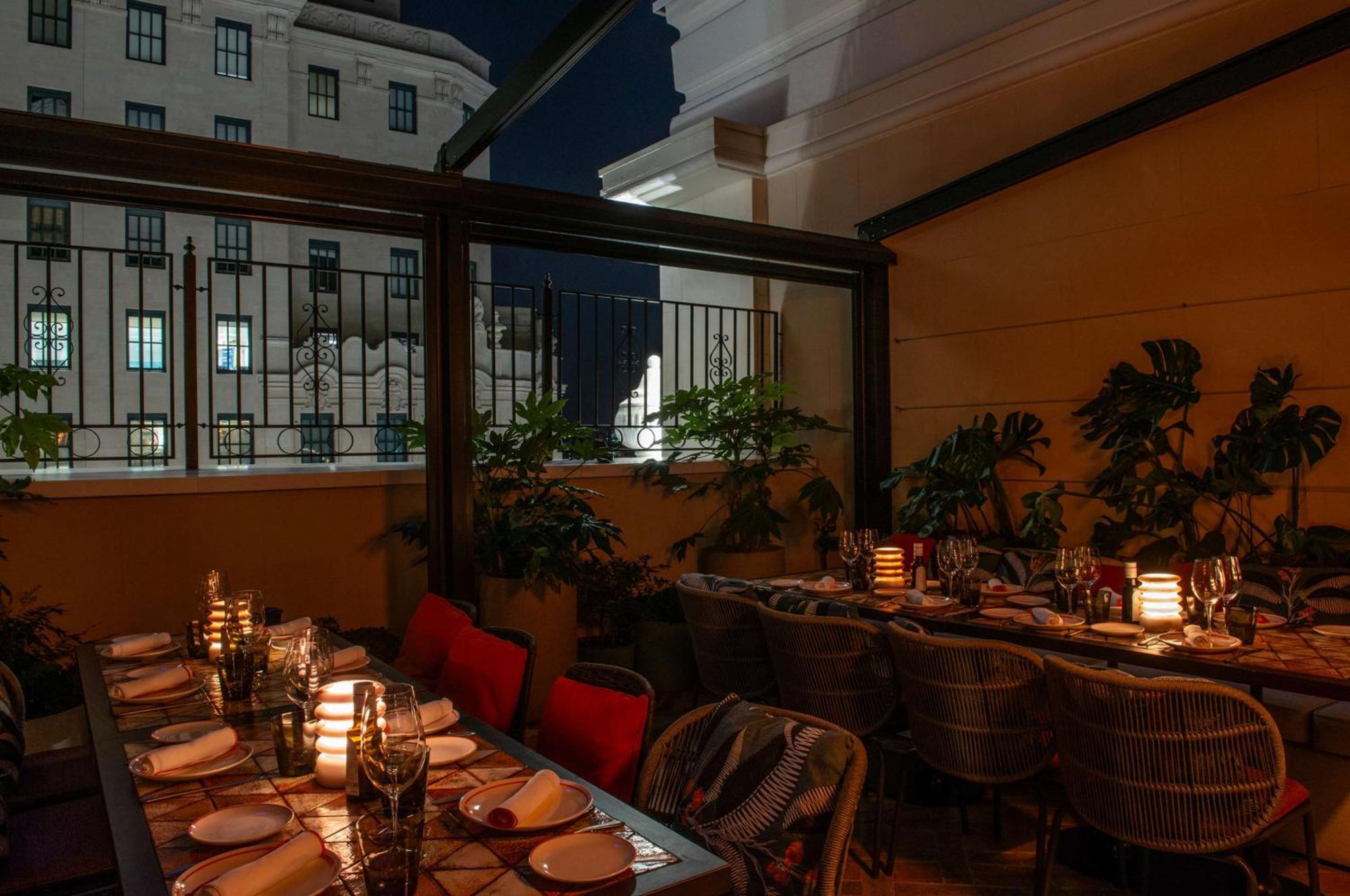 Hotel Montera Madrid, Curio Collection By Hilton ภายนอก รูปภาพ