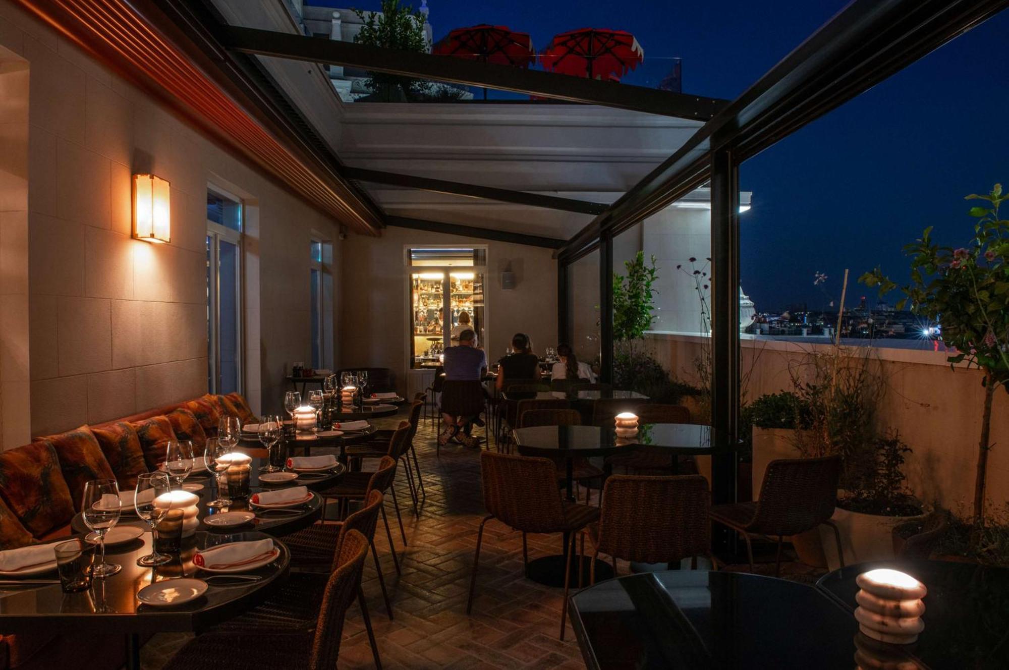 Hotel Montera Madrid, Curio Collection By Hilton ภายนอก รูปภาพ
