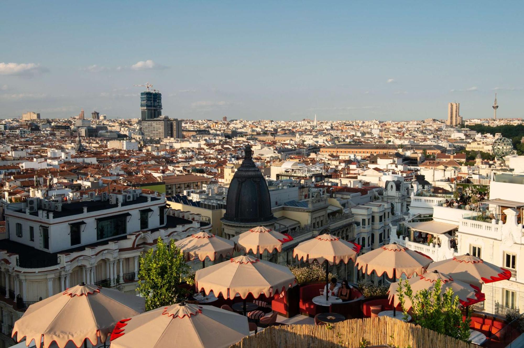 Hotel Montera Madrid, Curio Collection By Hilton ภายนอก รูปภาพ