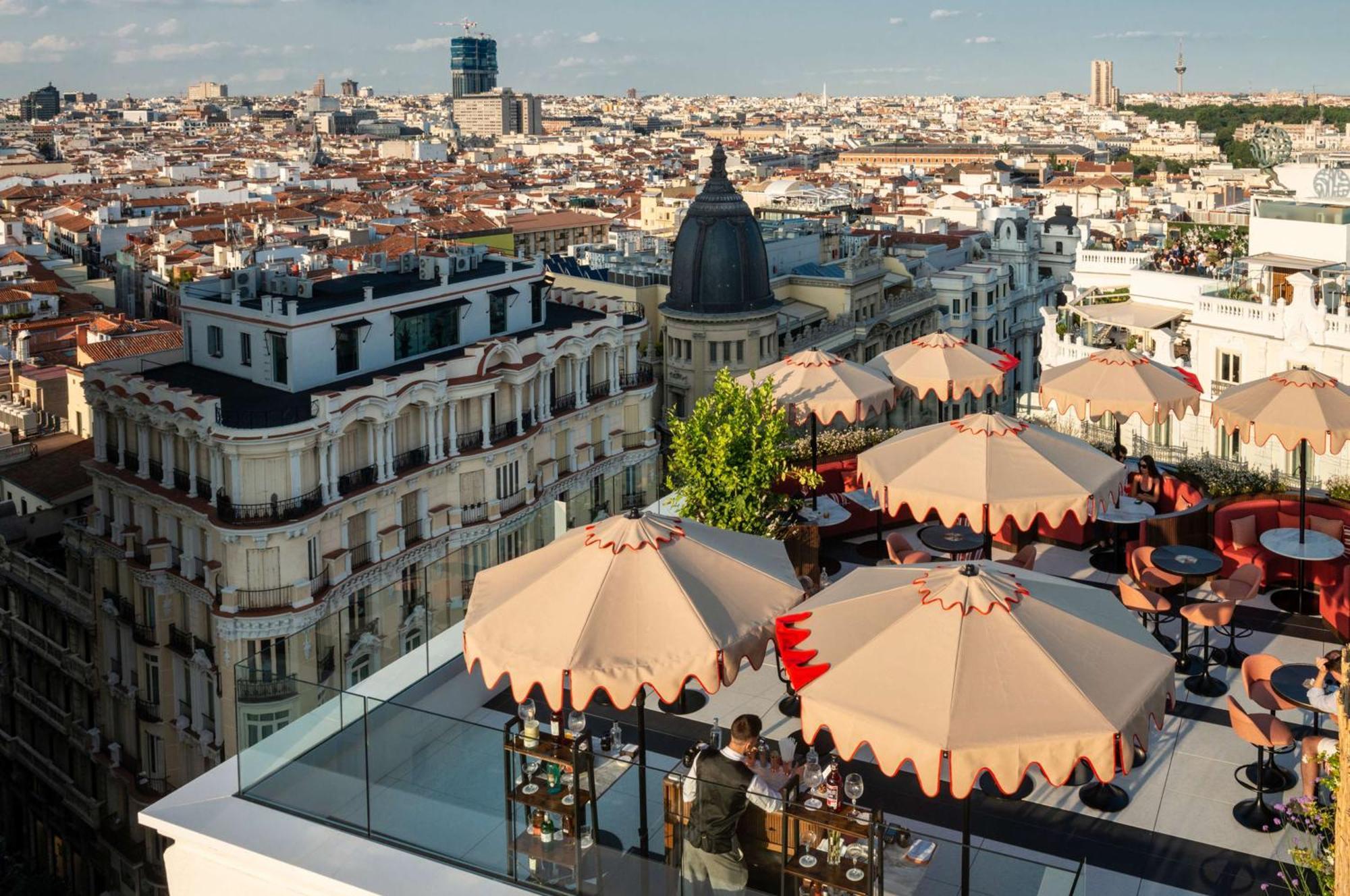 Hotel Montera Madrid, Curio Collection By Hilton ภายนอก รูปภาพ