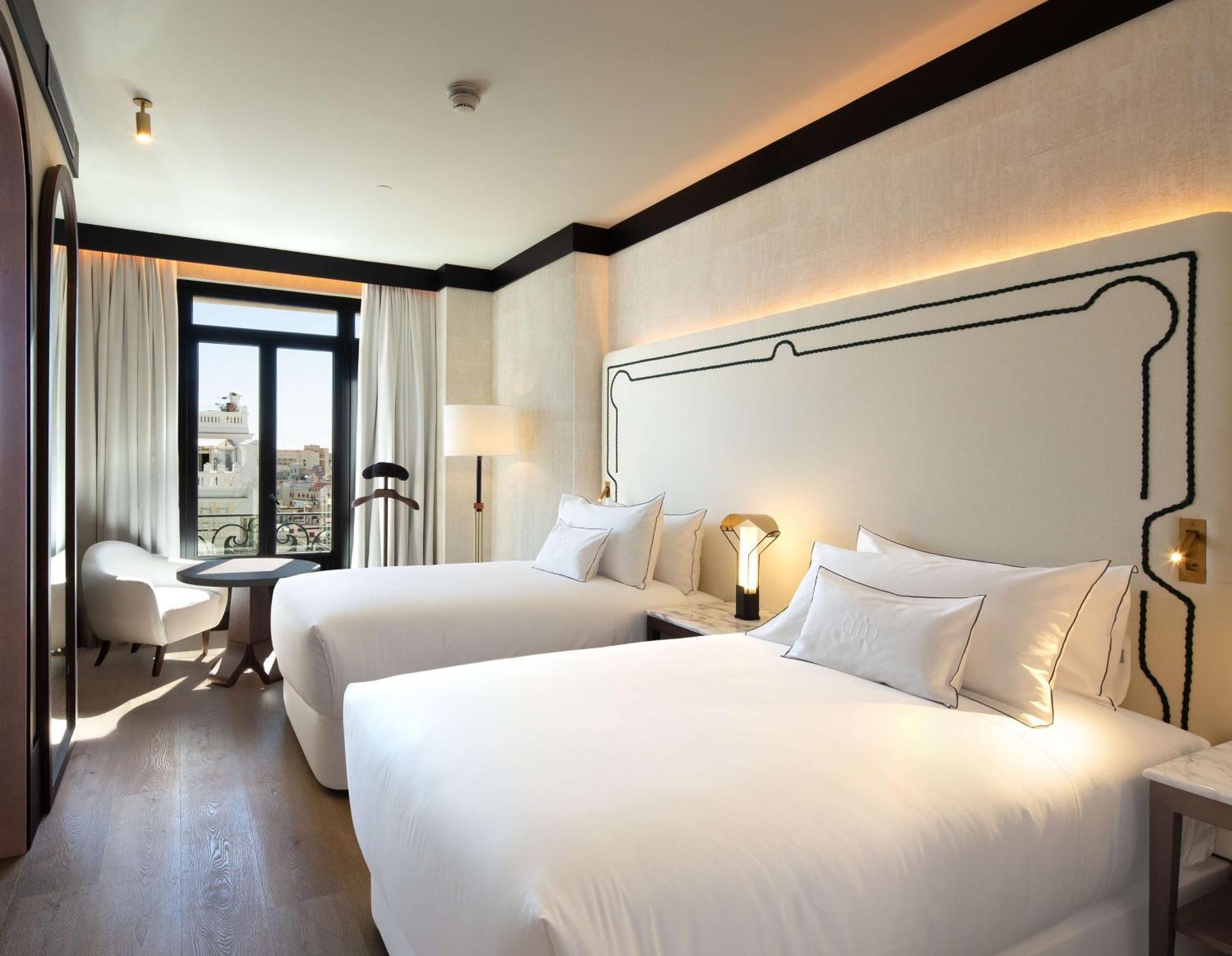 Hotel Montera Madrid, Curio Collection By Hilton ภายนอก รูปภาพ